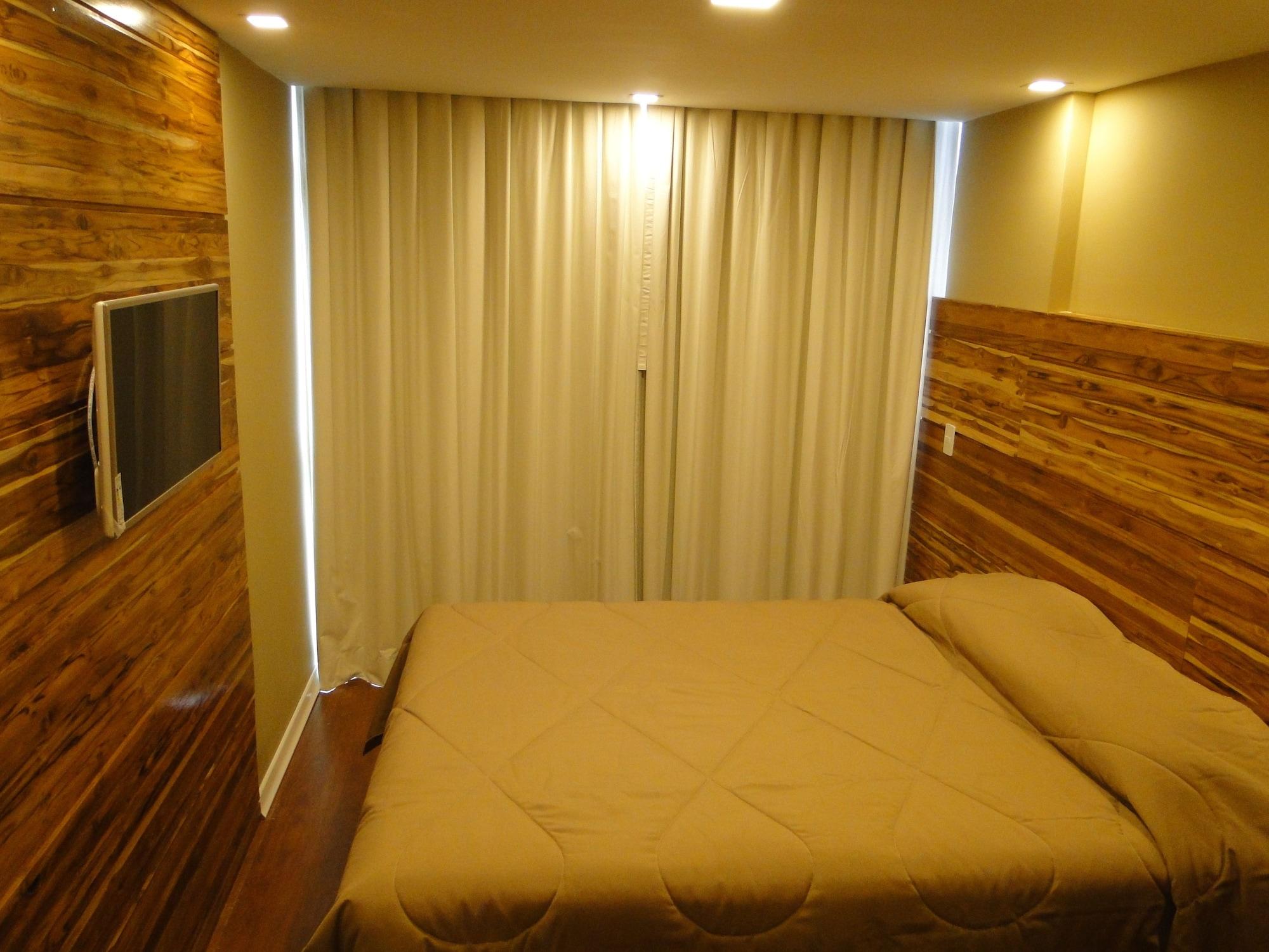 Hotel Petropolis Inn Bagian luar foto