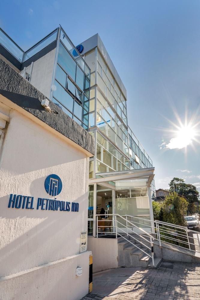 Hotel Petropolis Inn Bagian luar foto